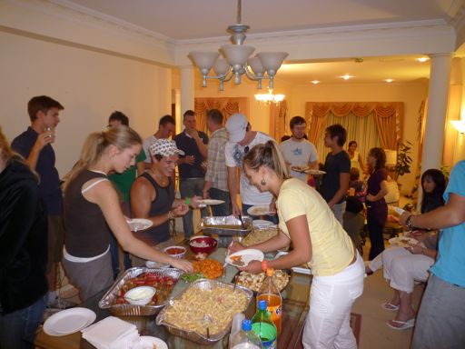 Partyyyy On vous rassure, c'est pas nous qui avons fait à manger..