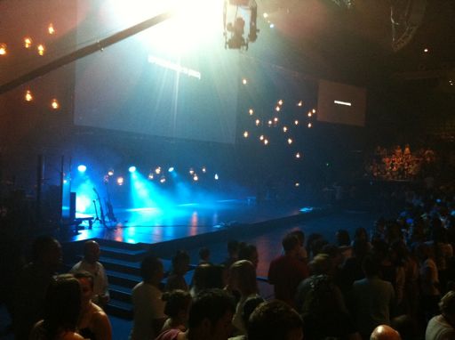 Hillsong And Praise you God !!